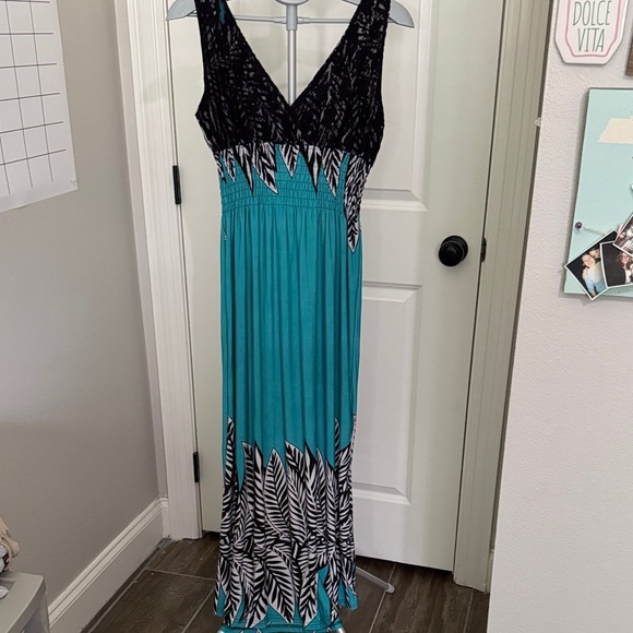 Zebra Black and Teal Maxi Dress - Picture 1 of 8